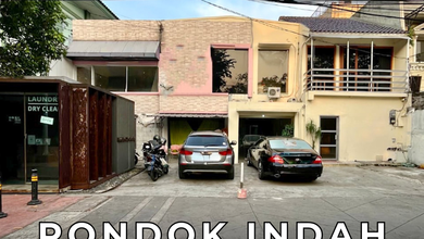 Bangunan 2 Lt. Hadap Barat Lokasi Jalan Utama di Kebayoran Baru