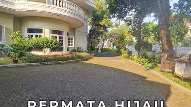 Dijual Rumah Posisi Hook 2 Kavling di Permata Hijau