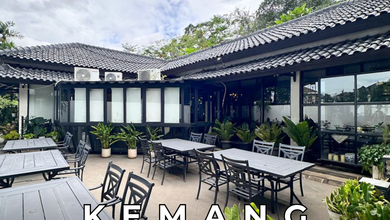 Restaurant With Padel Court Lokasi Ekspatriat Area di Kemang