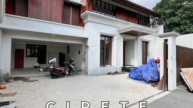 Dijual Brand New House Modern Tropical di Cipete
