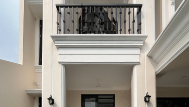 Hunian Mewah di Pesanggrahan, Tangerang, 4 Kamar Tidur, LT 260m²