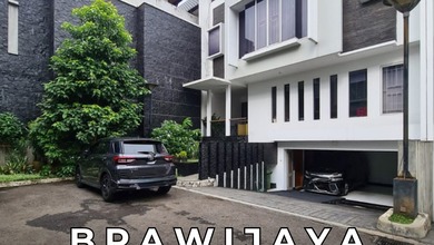 Rumah Mewah di Kawasan Kebayoran Baru, Jakarta Selatan, LB 300m², Harga 17,5 Miliar