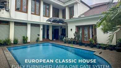 Hunian Elegan di Pondok Indah, Jakarta Selatan, 5 Kamar Tidur, LT 1170m²
