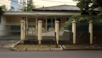 Hunian Elegan di Mega Kuningan, Jakarta Selatan, 5 Kamar Tidur, LT 865m²