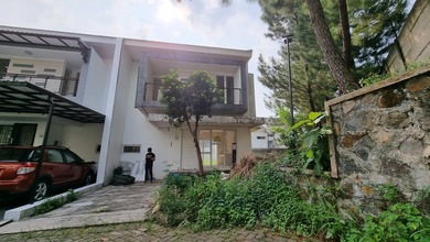 Kesempatan Rumah di Tajur, Bogor, LB 80m², Harga 2,5 Miliar