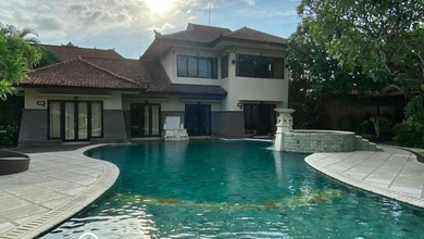 Rumah Area Premium Seminyak, Badung - Harga Terbaik 29 Miliar