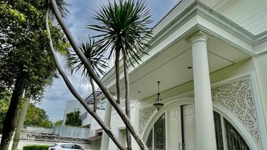 Rumah Area Premium Pondok Indah, Jakarta Selatan - Harga Menarik 45 Miliar