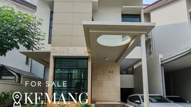 Rumah Prestisius di Kawasan Kemang, Jakarta Selatan, LB 250m², Harga 9 Miliar