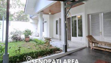 Rumah Erlangga Senopati Prime Area Bersih Terawat Siap Huni 