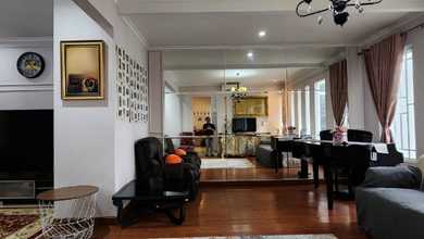 Rumah Prestisius di Kawasan Kebayoran Baru, Jakarta Selatan, LB 450m², Harga 16,5 Miliar