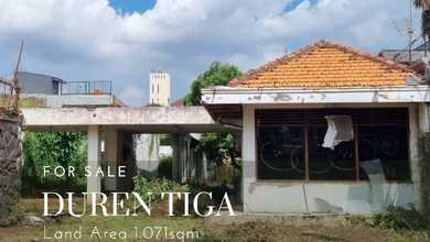 For Sale rumah Mewah di Mampang Prapatan, Jakarta Selatan - LT 1071m²