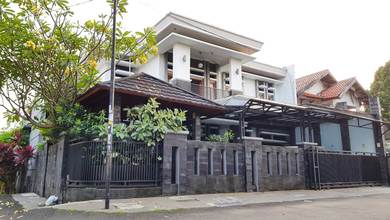 Rumah Mewah di Bogor Utara, Bogor, 6 Kamar Tidur, LT 320m²