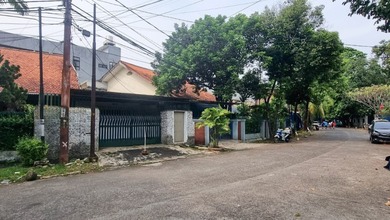 Hunian Elegan di Kebayoran Baru, Jakarta Selatan, 4 KT, LT 410m²