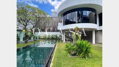 Rumah Mewah di Kawasan Menteng, Jakarta Pusat, LB 800m², Harga 99 Miliar