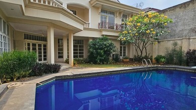 Kesempatan Langka, rumah Mewah di Pondok Indah, Jakarta Selatan, LB 769m²
