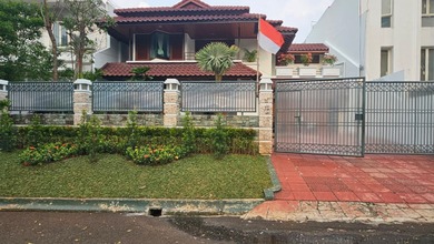 Sewa Rumah Siap Huni di Pondok Indah, Jakarta Selatan, LT 460m²