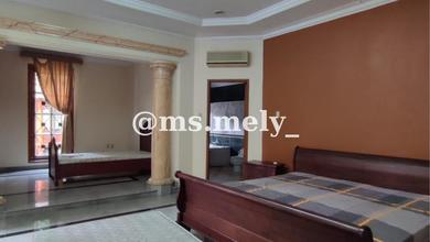 Rumah Mewah Luas 940 m2, area Kebayoran Baru, Jakarta Selatan