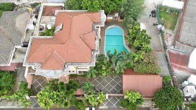 Rumah Sederhana di Permata Hijau, Jakarta Selatan, Luas 1200 m2