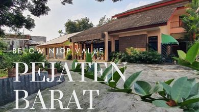 Rumah Mewah di Pejaten, Jakarta Selatan,  KT, LT 1387m²
