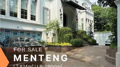 Rumah Mewah di Kawasan Menteng, Jakarta Pusat, LB 1900m², Harga 87,5 Miliar