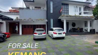For Sale rumah Eksklusif di Kemang, Jakarta Selatan - LT 1220m²