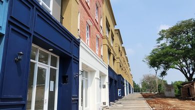 Ruko 3 Lantai Ada 2 Unit Bisa Jual Satuan Atau 2 Sekaligus di Sawangan, Depok Bagus