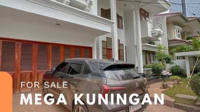 Hunian Elegan di Mega Kuningan, Jakarta Selatan, 8 Kamar Tidur, LT 383m²