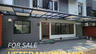Penawaran Eksklusif, rumah Prestisius di Veteran, Jakarta Selatan, LB 180m²