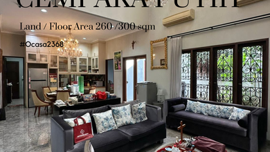 For Sale rumah Eksklusif di Cempaka Putih, Jakarta Pusat - LT 260m²