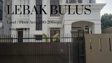 Rumah Elegan di Lebak Bulus, Jakarta Selatan, 4 Kamar Tidur, LT 200m²