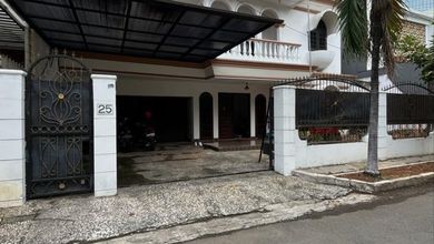 Rumah Area Luxury Kuningan, Jakarta Selatan - Harga Terbaik 30 Miliar