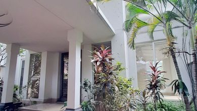 Kesempatan Eksklusif, rumah Mewah di Kebayoran Baru, Jakarta Selatan, LB 750m²