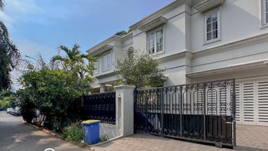 Penawaran Eksklusif, rumah Prestisius di patra kuningan, Jakarta Selatan, LB 531m²