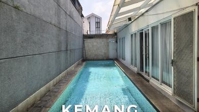 Rumah Area Luxury Kemang, Jakarta Selatan - Harga Menarik 11,5 Miliar