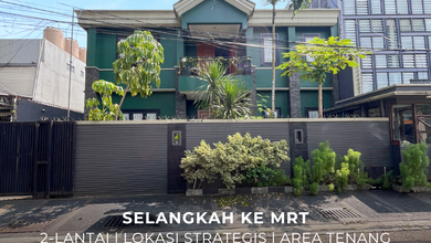 Rumah Area Luxury Cipete, Jakarta Selatan - Harga Terbaik 12,5 Miliar