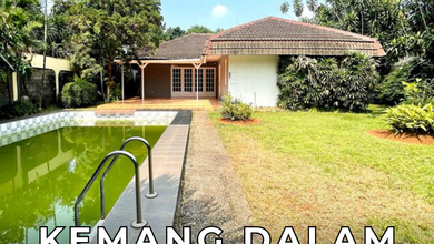 Rumah Area Premium Kemang, Jakarta Selatan - Harga Menarik 73,6 Miliar