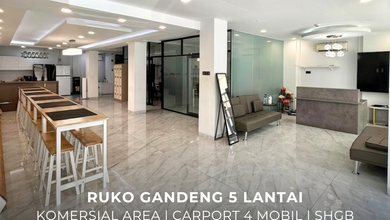 Ruko Gandeng 5 Lantai Komersial Area di Grand Wijaya Center