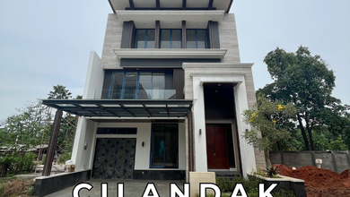 Rumah Elegan di Cilandak, Jakarta Selatan, 5 KT, LT 274m²