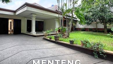Rumah Area Premium Menteng, Jakarta Pusat - Harga Terbaik 33 Miliar