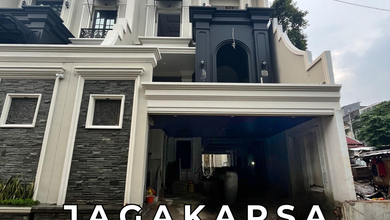Hunian Mewah di Jagakarsa, Jakarta Selatan, 4 Kamar Tidur, LT 160m²
