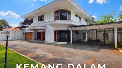 Hunian Elegan di Kemang, Jakarta Selatan, 6 KT, LT 1300m²