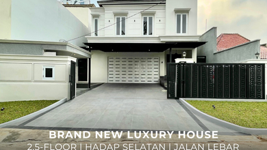 Hunian Mewah di Pondok Indah, Jakarta Selatan, 4 Kamar Tidur, LT 413m²