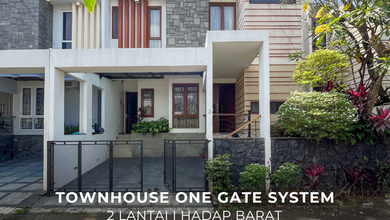 Rumah Mewah di Antasari, Jakarta Selatan, 4 Kamar Tidur, LT 161m²