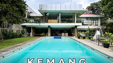 Bangunan Komersil 2 Lantai Lahan Luas Ada Swimming Pool di Kemang