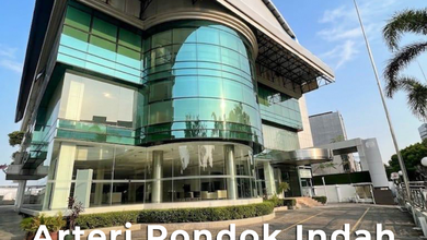 Gedung Komersil 4 Lantai Siap Pakai di Arteri Pondok Indah