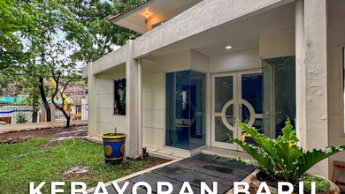 Rumah Area Luxury Kebayoran Baru, Jakarta Selatan - Harga Terbaik 25 Miliar