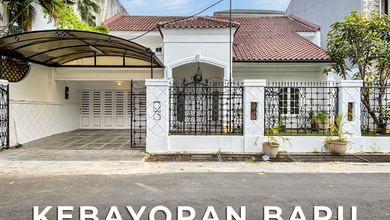 For Sale rumah Premium di Kebayoran Baru, Jakarta Selatan - LT 369m²