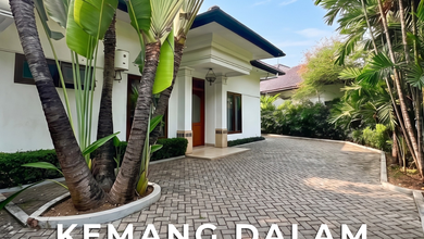 Rumah Area Premium Kemang, Jakarta Selatan - Harga Menarik 23 Miliar