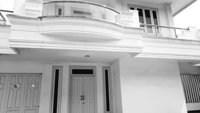 Rumah Elegan di Permata Hijau, Jakarta Selatan, 5 KT, LT 909m²