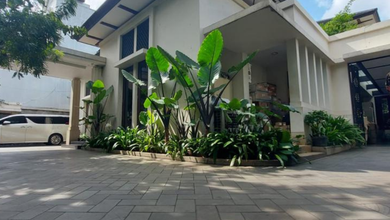 Dijual rumah Premium di Kemang, Jakarta Selatan - LT 1060m²
